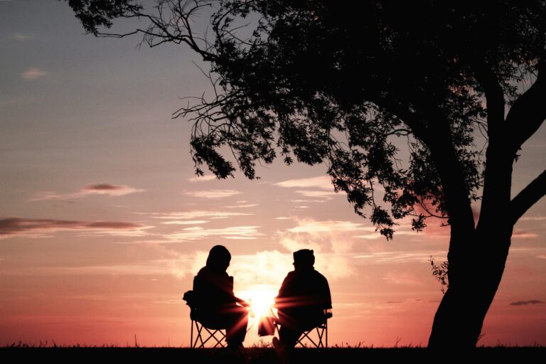 120 Long-Distance Friendship Quotes To Stay Connected